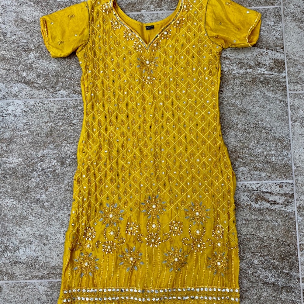Indian Pakistani 2PC salwar kameez